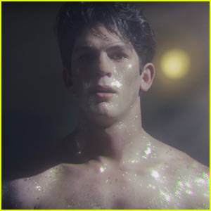 Rahart Adams Gets Shirtless & Sparkly in First Look 'Liar, Liar, Vampire' Trailer - Watch Now!
