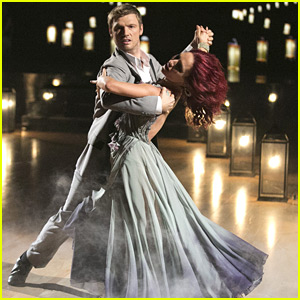 Nick Carter Totally Sweeped Sharna Burgess Off Her Feet On 'Dancing With The Stars' This Week