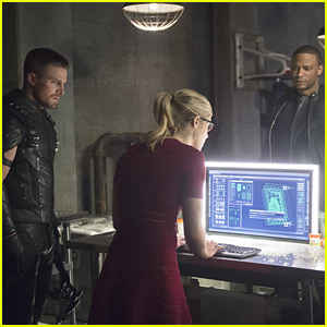 Tensions Mound Between Oliver & Diggle on Tonight's 'Arrow'