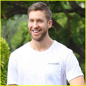 Calvin Harris Sits Front Row at Taylor Swift's Show in Miami