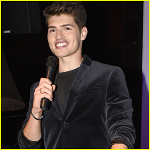 Gregg Sulkin Hosts World Smile Day Event With Smile Train