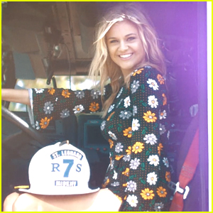 Kelsea Ballerini Takes Fans To the Carnival In 'Dibs' Music Video - Watch Here!