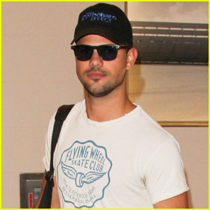 Taylor Lautner Flies to Nashville to Attend Football Game With Tim McGraw & Faith Hill