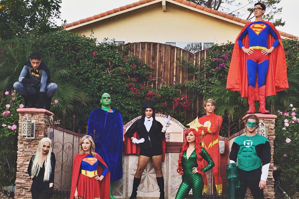 ‘Reign’ & ‘Liv & Maddie’ Casts Totally Owned Halloween 2015 – See All The Celeb Costumes Here!