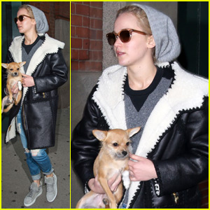 Jennifer Lawrence Carries Her Adorable Dog in NYC Before Thanksgiving