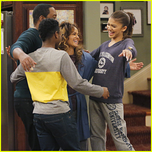 K.C. Tries To Prove Her Mom's Innocent on 'K.C. Undercover' Tonight!