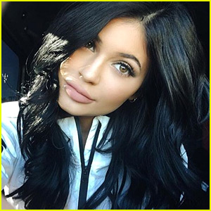 Kylie Jenner's Lip Kit Site Crashed Seconds After Going Live!