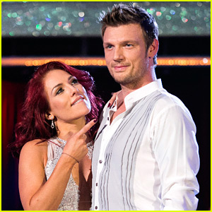 Nick Carter Performs His Fusion Dance on 'DWTS' Finale (Video)