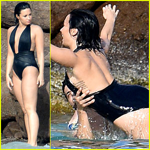 Demi Lovato Recreates 'Dirty Dancing' Water Scene with Wilmer Valderrama!