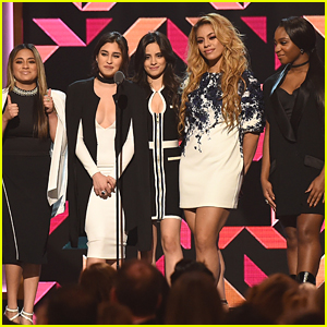Fifth Harmony Thank Their Moms At Billboard's Women in Music 2015