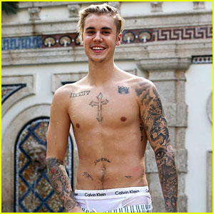 Justin Bieber Cools Off with a Shirtless Swim!
