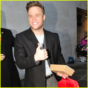 Olly Murs Covers One Direction's 'Perfect' - Watch Now!