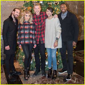 Pentatonix's 'Dance Of Sugar Plum Fairy' Lights Up The Empire State Building - Watch Now!