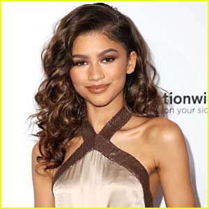 Zendaya Gets New Dog 'Noon' For Christmas - See The Cute Pup Here!