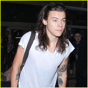Harry Styles Celebrates 22nd Birthday Early with Nick Grimshaw