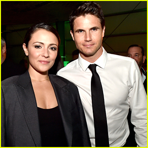 Stephen Amell's Daughter Mavi To Be Robbie Amell & Italia Ricci's Flower Girl at Their Wedding