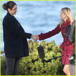 Shailene Woodley Shakes Hands With Reese Witherspoon on 'Big Little Lies' Set