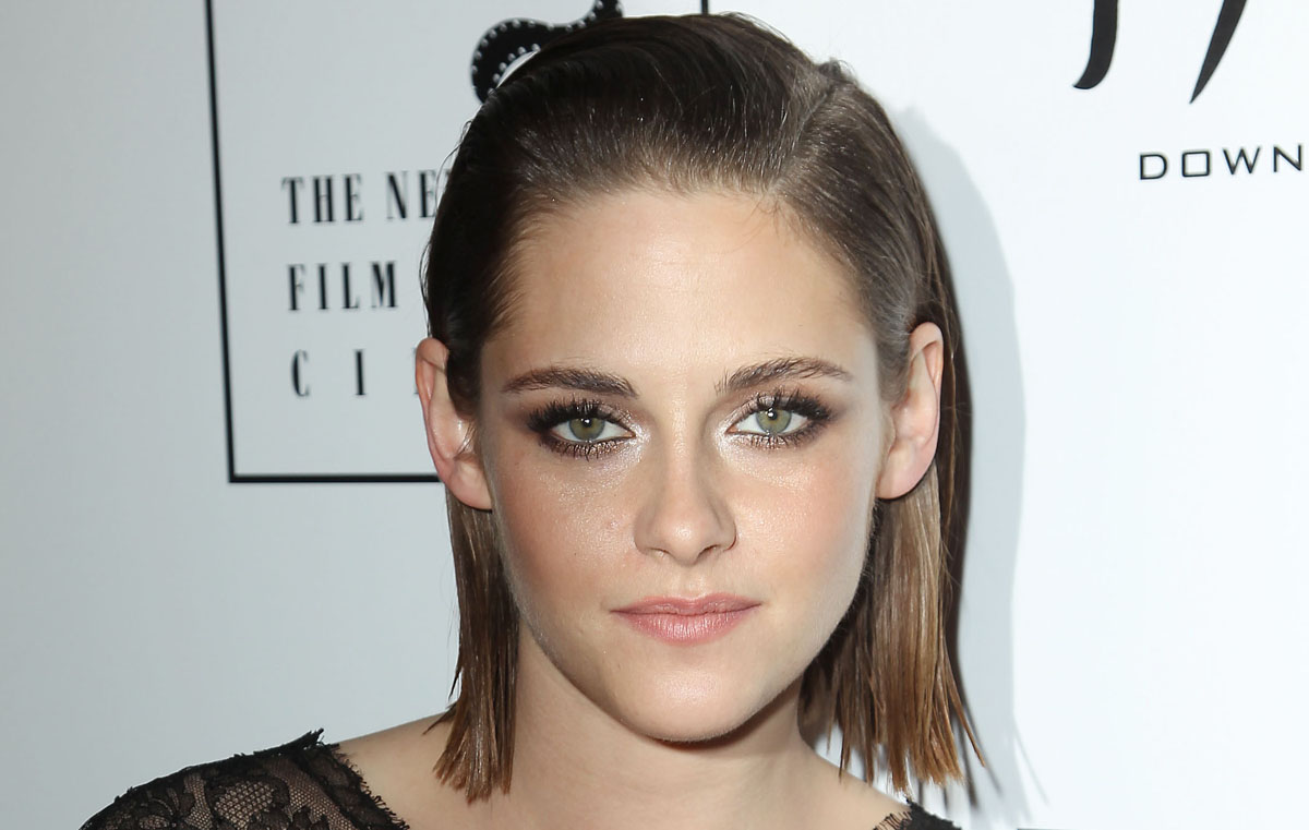 Kristen Stewart Grabs the Gold at the New York Film Critics Circle Awards | Kristen  Stewart | Just Jared Jr.