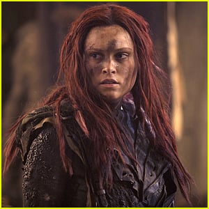 Clarke Now Has A Bounty On Her Head On 'The 100'