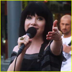 Carly Rae Jepsen is A Street Performer for Funny or Die!