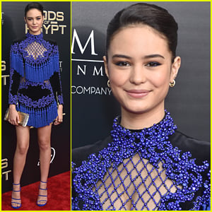 Courtney Eaton Stuns At 'Gods of Egypt' Premiere in NYC