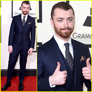 Sam Smith Gives Two Big Thumbs Up at the Grammys 2016!