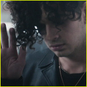 The 1975 Release New Music Video for 'The Sound' - Watch It!