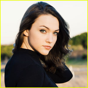 Get to Know 'The Flash' Actress Violett Beane With These 10 Fun Facts!