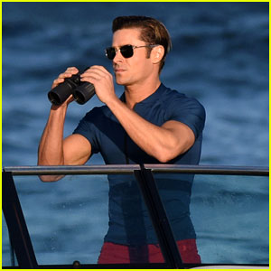 Zac Efron Is Reportedly Having Trouble Swimming for 'Baywatch'