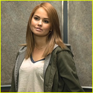Debby Ryan Becomes Aunt Lucy in 'Mysteries of Laura' Season Finale Tonight