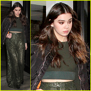 Hailee Steinfeld Listens to Fans Sing Their Versions of 'Rock Bottom'