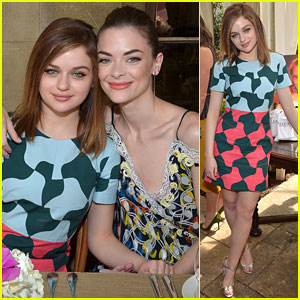 Joey King Wears a Pop of Color at Jaime King's ColourPop Launch!