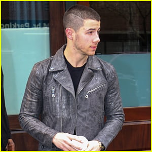 Nick Jonas Raves About 'Hamilton' After Seeing Theater Production
