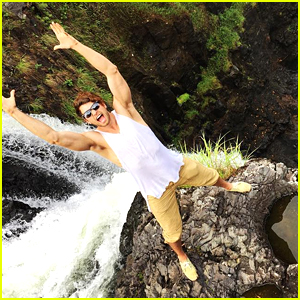 Pierson Fode Celebrates His Daytime Emmy Nomination By Jumping Off A Cliff!