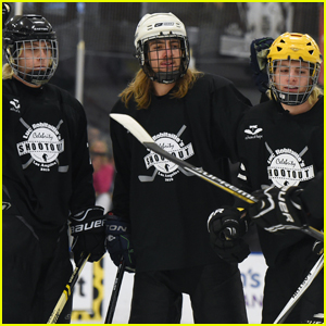 R5 Plays Hockey With the Henrie Brothers for Charity!