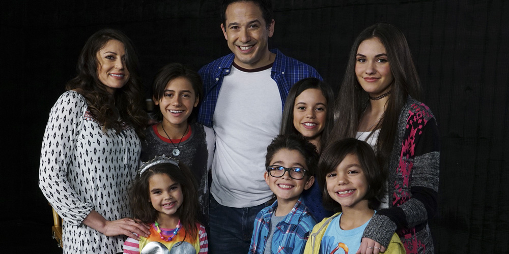 ‘Stuck In The Middle’ Premieres Tomorrow – See Exclusive, BTS Pics From Set!