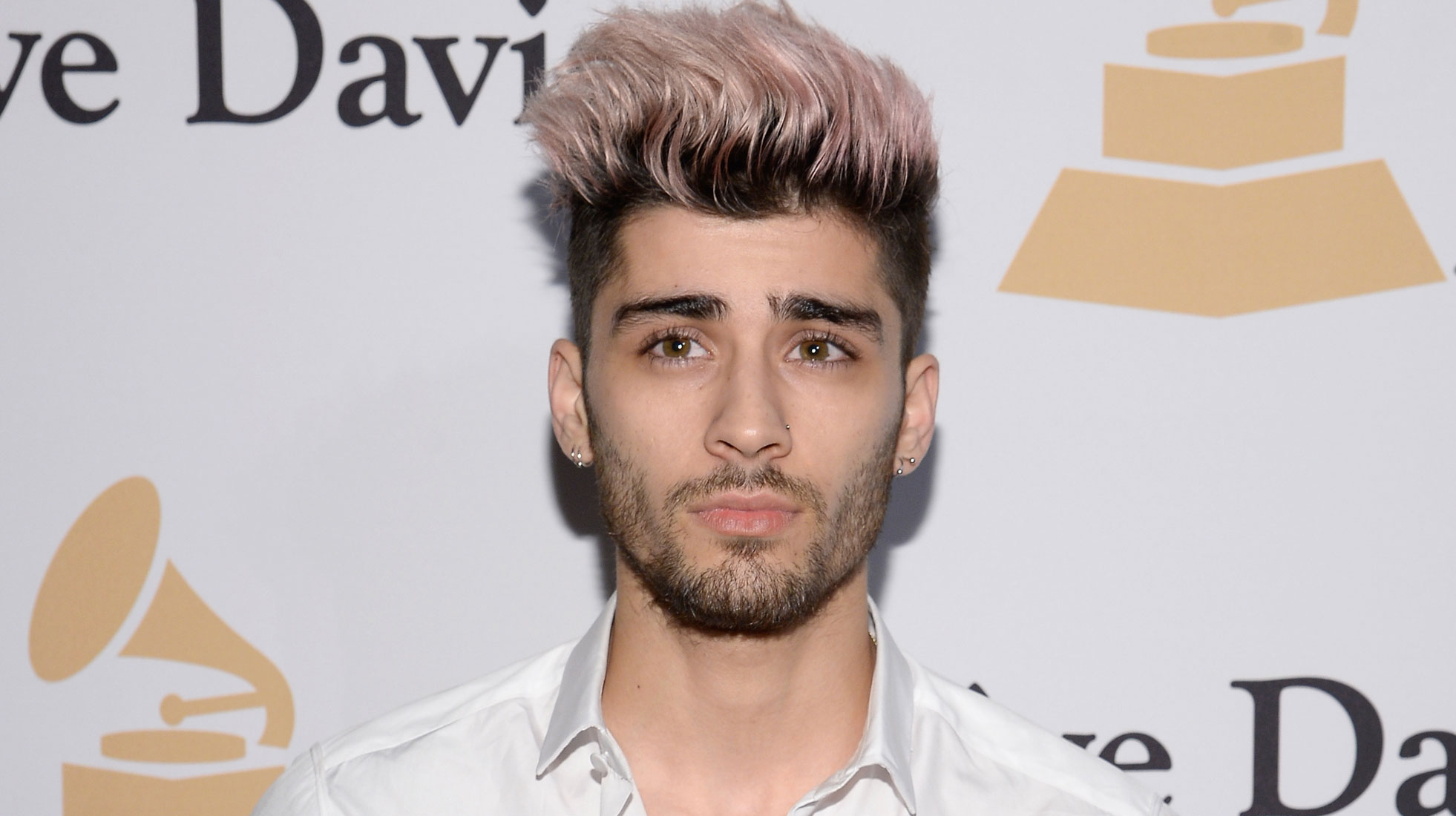 Zayn Malik Reveals Which Artists He Plays on Repeat | Newsies, Zayn ...