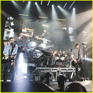 5 Seconds of Summer Take Leeds by Storm!