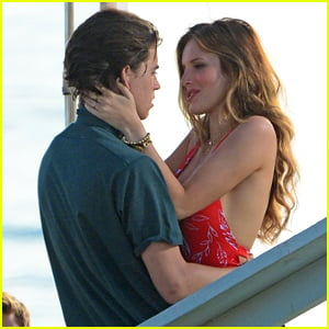 Bella Thorne & Nash Grier Share Steamy Kiss Scene on the Beach!