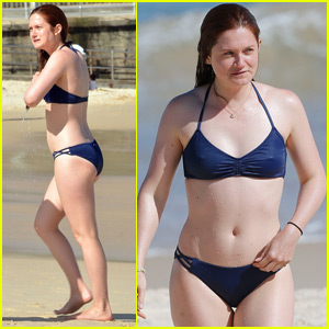 Bonnie Wright Takes a Dip in the Ocean With Gal Pals