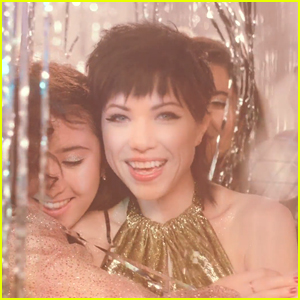 Carly Rae Jepsen Teams Up With 'Rookie Mag' for 'Boy Problems' Video - Watch Now!