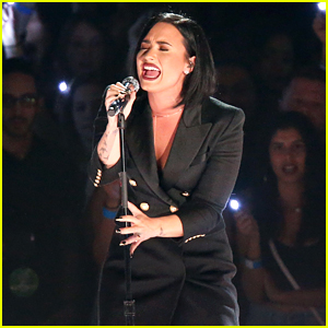 Demi Lovato Gives Chill-Inducing 'Stone Cold' Performance at iHeartRadio Music Awards 2016 (Video)