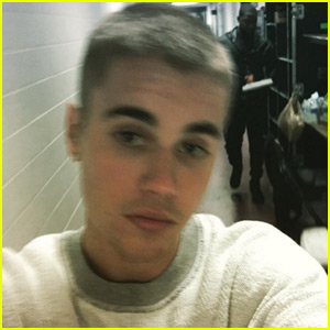 Justin Bieber Cuts Off All His Hair!