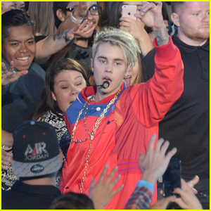 Justin Bieber Performs Two Songs at iHeartRadio Music Awards 2016 - Watch Now!
