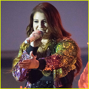 Meghan Trainor Kills The Stage In First Performance Since Surgery