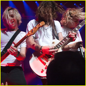 R5 Share 'Sometime Last Night' Tour Pics in New Prince Cover Video