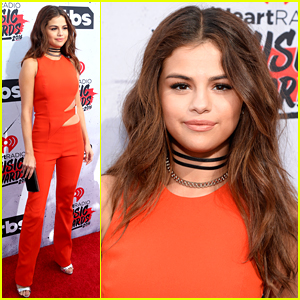 Selena Gomez Hits iHeartRadio Music Awards 2016 In Cut-Out Jumpsuit