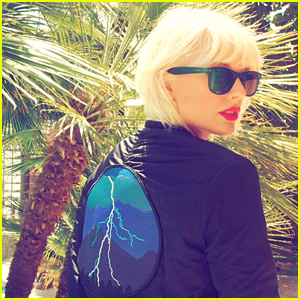 Taylor Swift Bleaches Her Hair for Coachella Weekend!