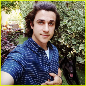 David Henrie Explains Why His Hair is So Long!