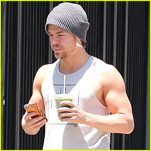 Derek Hough Has A Workout Slogan We All Should Live By